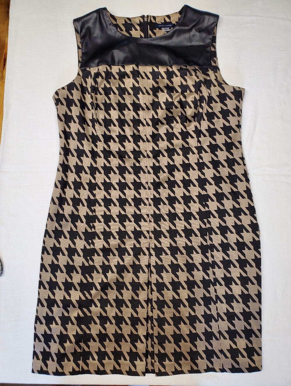 Tommy Hilfiger Houndstooth Faux Leather Yoke Sheath Dress Size 14 Black Tan